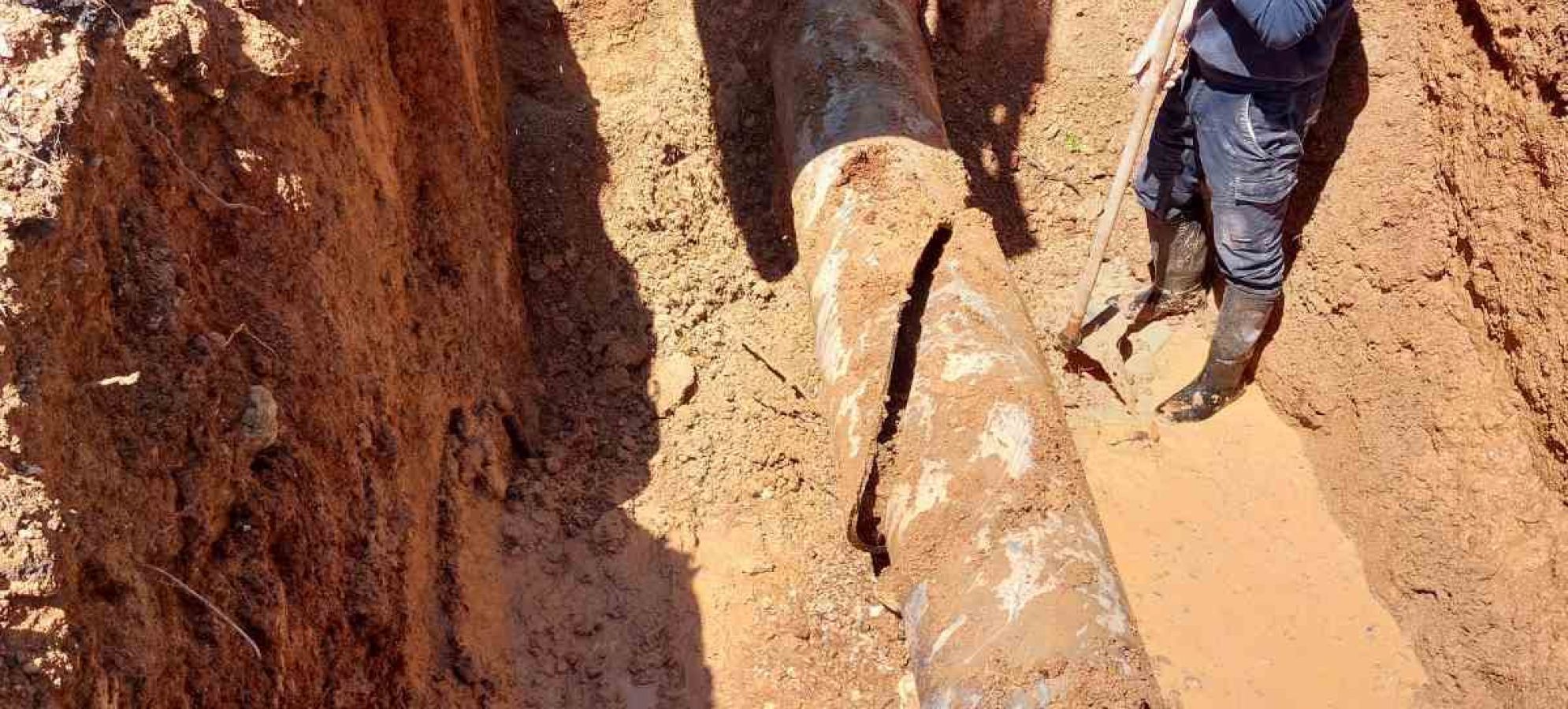 Σοβαρή βλάβη στον αγωγό ύδρευσης από τη Στυμφαλία – Αποκαθίσταται σταδιακά η υδροδότηση στον Δήμο Κορινθίων